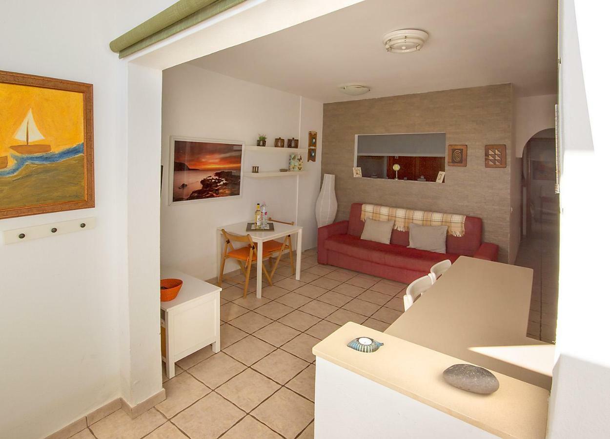 Casa Maralba Famara Apartment Exterior photo